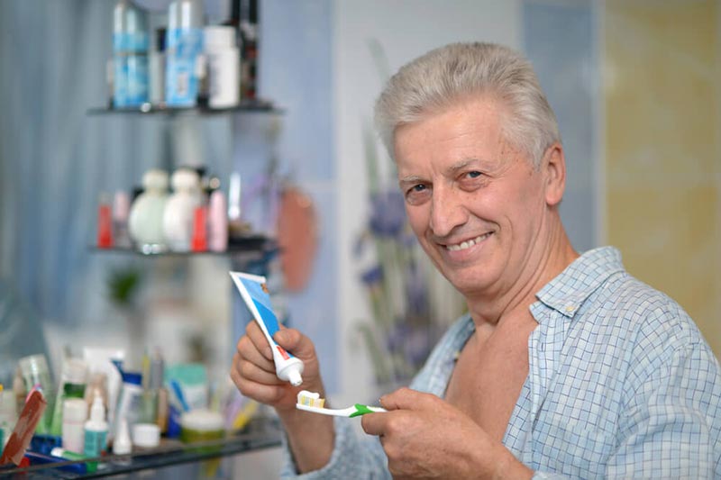 cuidados-essenciais-com-a-saude-bucal-do-idoso cuidados-essenciais-com-a-saude-bucal-do-idoso