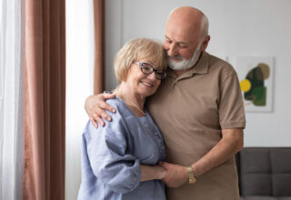 Quando é o momento certo de buscar um lar de idosos em Goiânia?